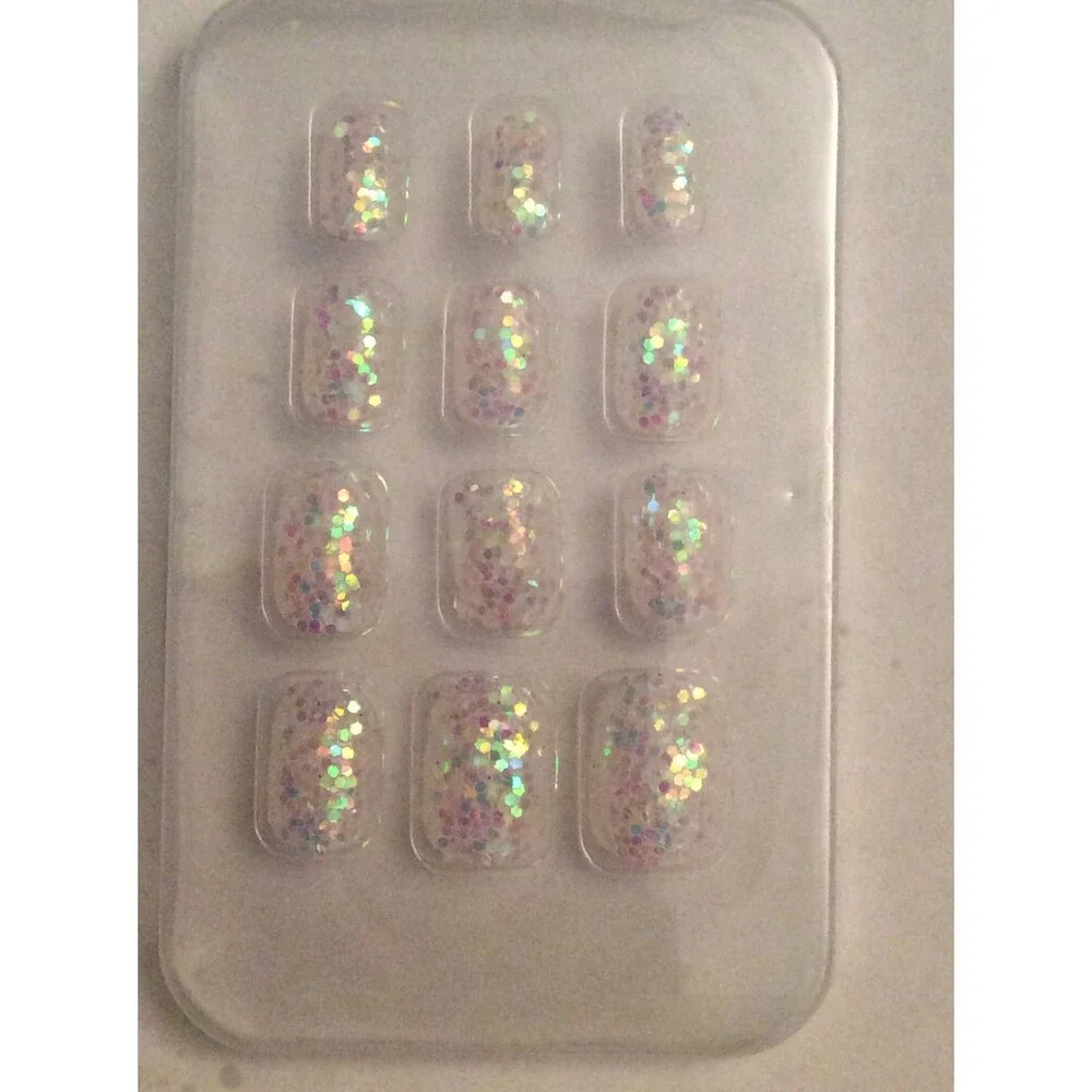 7 Sets of Press On Nails B9